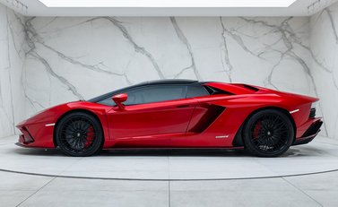 Lamborghini Aventador S LP 740-4 ROADSTER 7