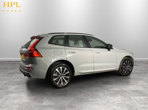 Volvo XC60 2.0 B5 MHEV Plus SUV 5dr Petrol Hybrid Auto AWD Euro 6 (s/s) (250 ps) Crui 7