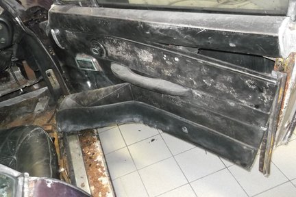 Aston Martin DB6 4.2 Vantage 51