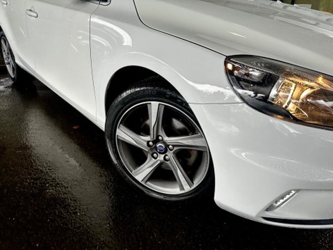 Volvo V40 1.6 T2 R-Design Euro 5 (s/s) 5dr 7