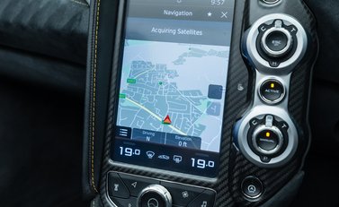 McLaren 720S Spider 27