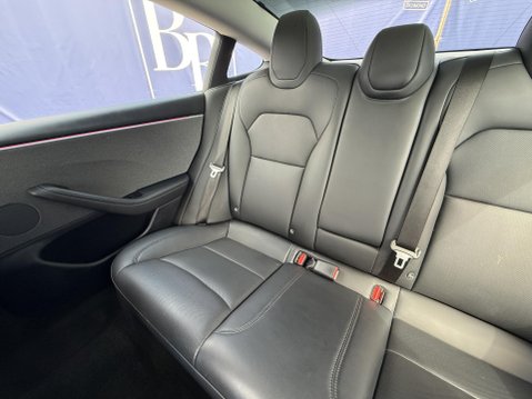 Tesla Model 3 Saloon 4dr Electric Auto RWD (208 ps) 27