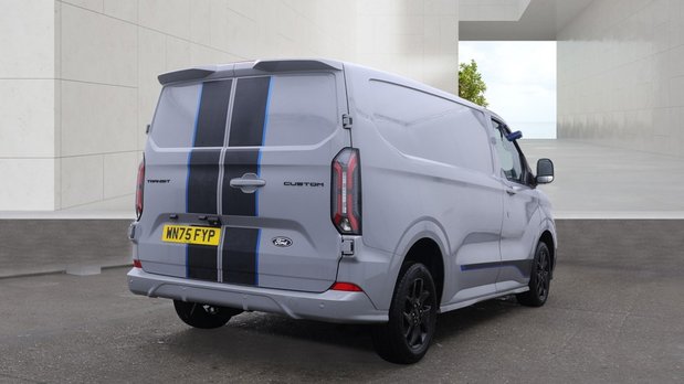 Ford Transit Custom AUTO SWB L1H1 Low Roof Sport 320 Air Con Alloys Sensors Cam EURO 6 4