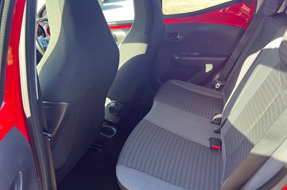 Toyota Aygo VVT-I X-TREND X-SHIFT 5 DOOR AUTO 29