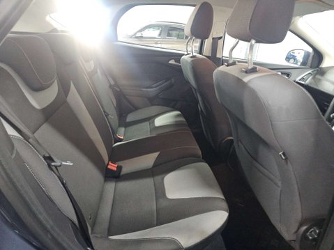 Ford Focus 1.6 Focus Zetec 125 Auto 5dr 14