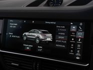 Porsche Cayenne TURBO S E-HYBRID 23