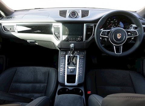 Porsche Macan GTS 13