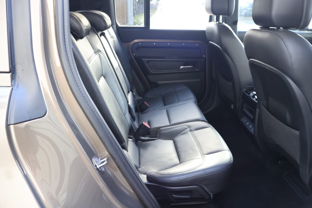 Land Rover Defender 110 D300 HARD TOP COMMERCIAL  X-DYNAMIC HSE GENUINE REAR SEATS  SEEKER STYLED 19