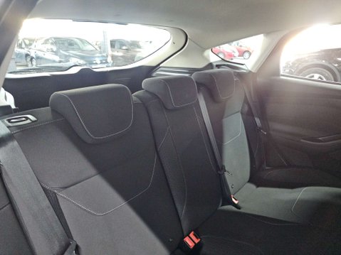 Ford Focus 1.0 Focus Zetec 5dr 16