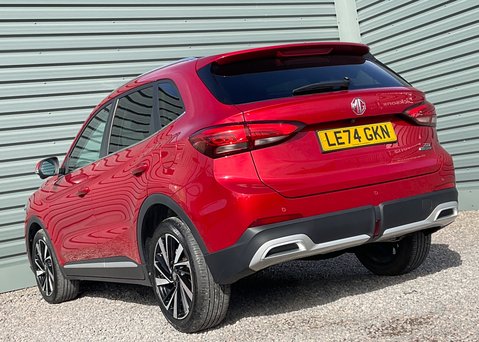 MG ZS 1.5 HYBRID+ TROPHY 14