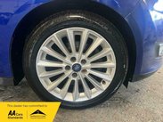 Ford Grand C-Max 1.5 TDCi Titanium Euro 6 (s/s) 5dr 21