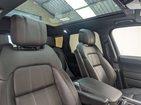 Land Rover Range Rover Sport 2.0 Range Rover Sport HSE Dynamic Black P400e Auto 4WD 5dr 27