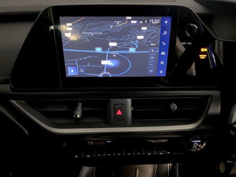 Lexus Ux 2.0 250h F Sport Design SUV 5dr Petrol Hybrid E-CVT Euro 6 (s/s) (184 ps) A 17