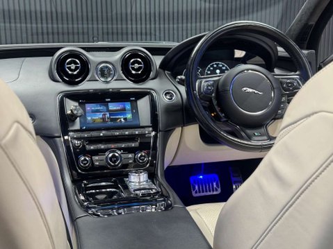 Jaguar XJ 3.0d V6 R-Sport Saloon 4dr Diesel Auto Euro 6 (s/s) (300 ps) 79