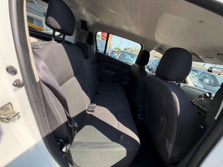Dacia Sandero AMBIANCE SCE 13