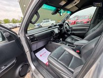 Toyota Hilux Invincible X [SOLD CR] AUTO | Camera | Nav | 2.8 LT | Euro 6 | No VAT| SEL 17