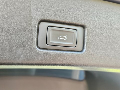 Audi Q4 SPORTBACK S LINE 41