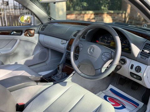 Mercedes-Benz CLK 2.0 CLK200 Kompressor Elegance Cabriolet 2dr Petrol Manual (233 g/km, 163 b 22