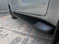 Toyota Hilux INVINCIBLE X 4WD D-4D DCB 25