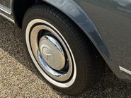 Mercedes-Benz SL Series 230 SL 43