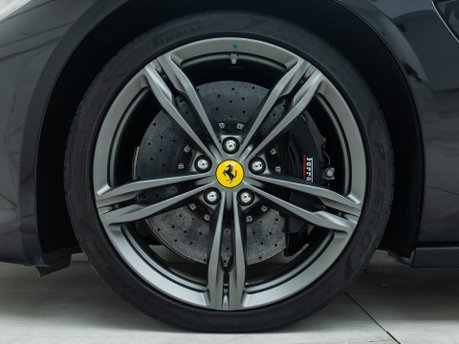 Ferrari GTC4 Lusso V12