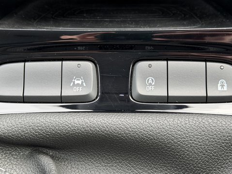 Vauxhall Grandland 1.2 Turbo GS Line 5dr 27