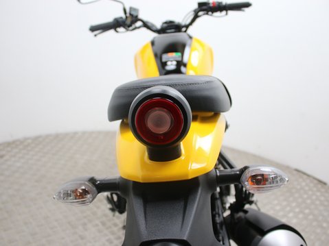 Yamaha XSR125 XSR 125 (MTM125) 28