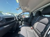 Renault Trafic SWB L1H1 [SOLD CR] Low Roof Black Edition SL28 Air Con Nav Sensors EURO 6 N 13