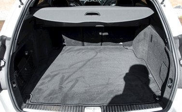 Mercedes-Benz C Class C63 S Estate 32