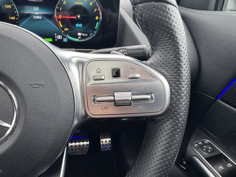 Mercedes-Benz GLA Class GLA 250e Exclusive Edition Premium Plus Petrol Hybrid Auto PANROOF/SAT NAV 22