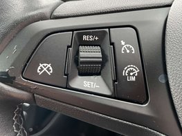 Vauxhall Corsa 1.4 Corsa Griffin 3dr 43