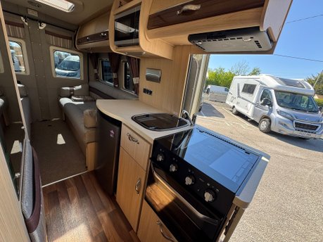 Autosleeper Warwick XL 12