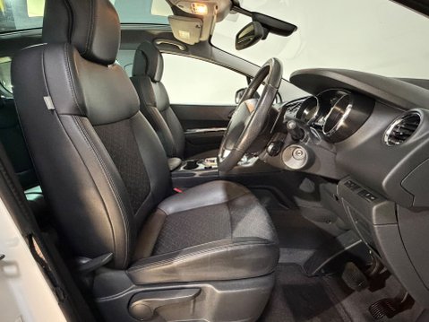 Peugeot 3008 E-HDI ALLURE 22