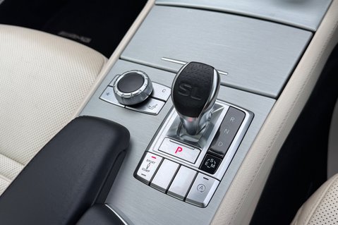 Mercedes-Benz SL Series SL400 AMG SPORT - HARMAN KARDON -PORCELAIN LEATHER  38