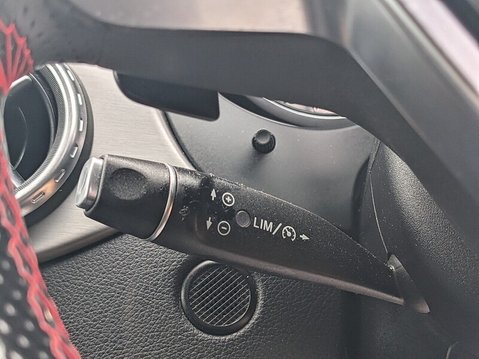 Mercedes-Benz GLA GLA200 CDI AMG Line 27