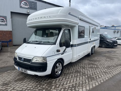 Fiat Ducato AUTO TRAIL CHIEFTAIN SE TAG AXLE 4 BERTH MOTORHOME LARGE GARAGE 31