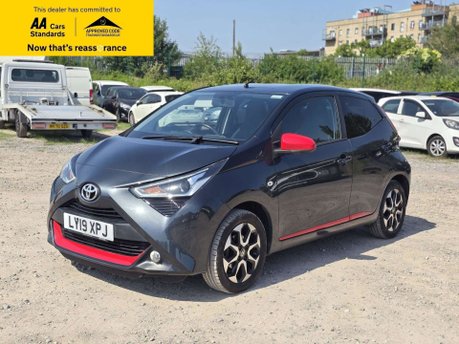 Toyota Aygo 1.0 VVT-i x-trend Funroof 5dr Petrol x-shift Euro 6 (71 ps) 3