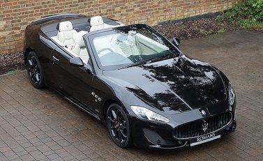 Maserati Grancabrio Sport 4