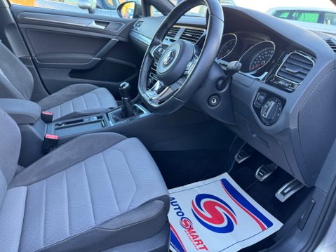 Volkswagen Golf R-LINE TSI ACT BLUEMOTION TECHNOLOGY 27