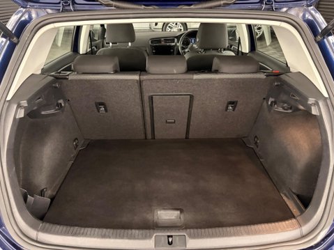 Volkswagen Golf 1.4 TSI SE Nav Euro 6 (s/s) 5dr 39