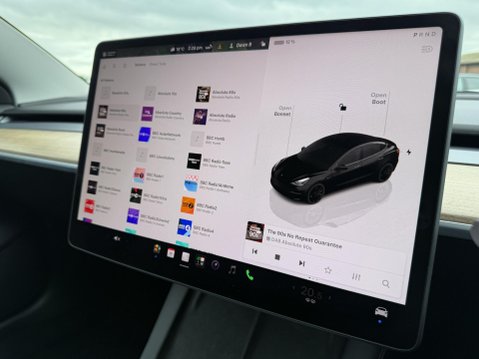 Tesla Model 3 (Dual Motor) Performance Saloon 4dr Electric Auto 4WDE (Performance Upgrade 43