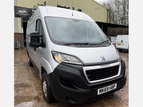 Peugeot Boxer 2.0 BlueHDi 335 Professional Panel Van 5dr Diesel Manual L2 H2 Euro 6 (130 8