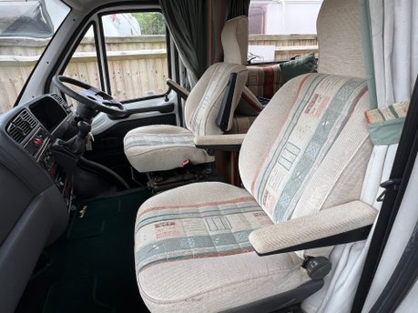 Auto-Trail Cheyenne 635 4 Berth Fiat Ducato LWB 2.8TD Chassis 12