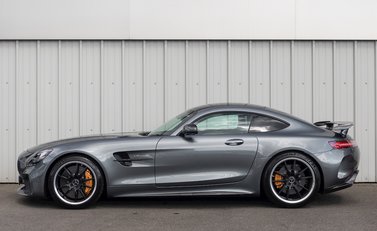 Mercedes-Benz AMG GT R GT R 2