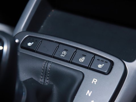 Hyundai i10 1.0 MPi Premium 5dr Auto 27