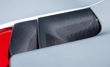 Ferrari 488 Pista 39