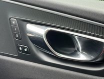 Volvo XC60 2.0 T5 Inscription Pro SUV 5dr Petrol Auto AWD Euro 6 (s/s) (254 ps) 19
