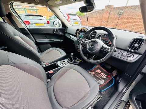 Mini Countryman 1.5 Cooper Classic SUV 5dr Petrol Steptronic Euro 6 (s/s) (136 ps) 12