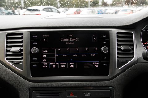 Volkswagen Golf SV MATCH TSI EVO DSG 24