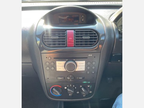 Vauxhall Combo 1.3 CDTi 1700 16v Panel Van 3dr Diesel Manual (134 g/km, 69 bhp) 27